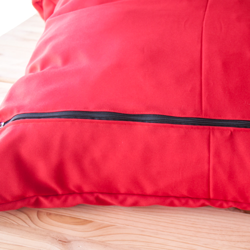 Close zipper